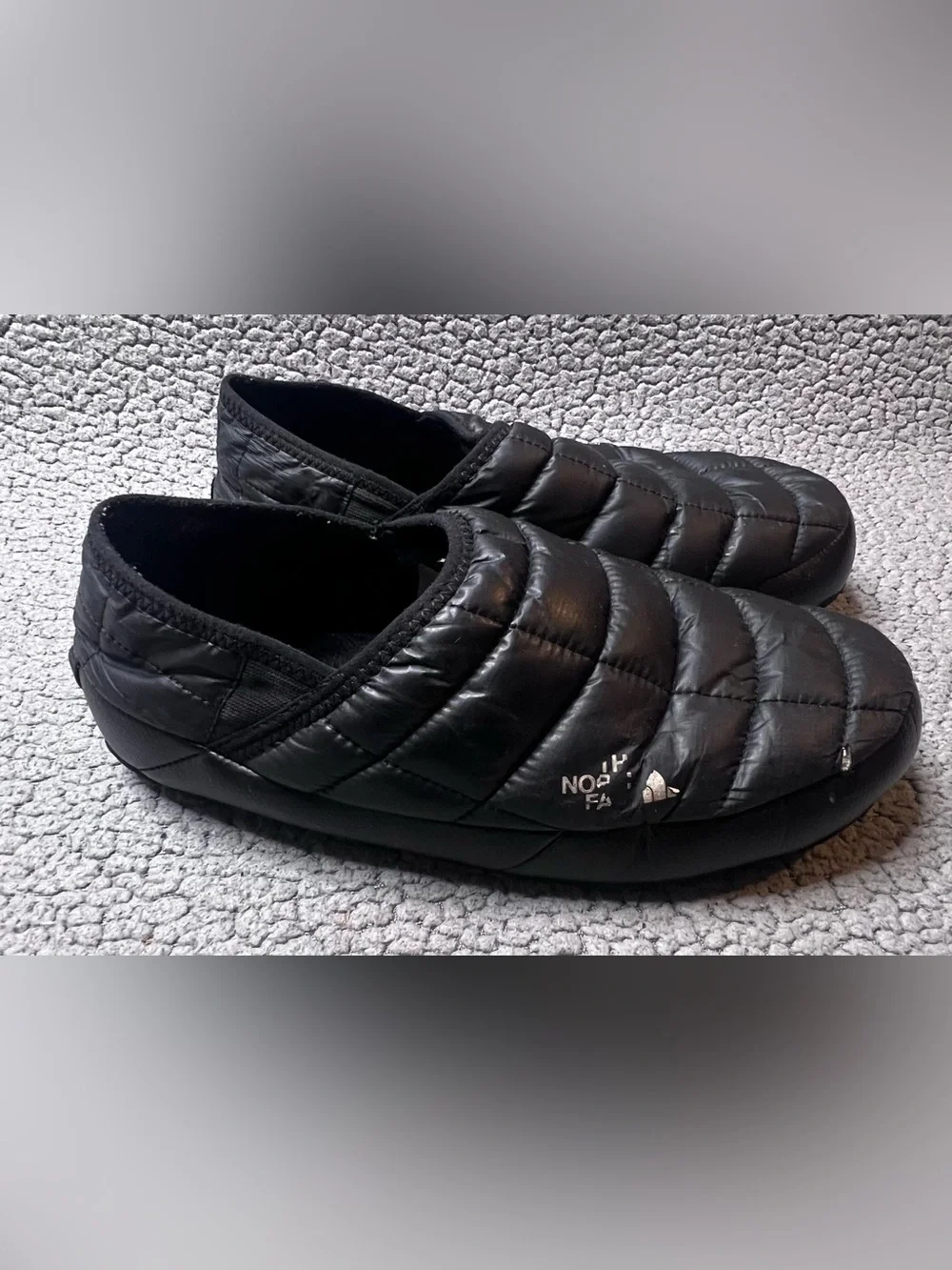 The North Face Mens Thermoball Traction Mules V Size 11 Black Shoes